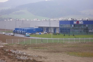 Mobis Žilina - production hall with administration, new building